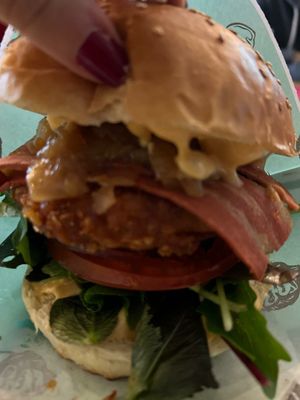 Burger (Chickn+ Inspiration) at Urban Gorillas - Vegan Revolution in Dusseldorf