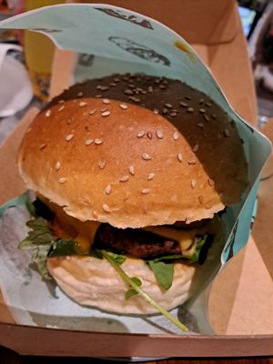 Kraft at Urban Gorillas - Vegan Revolution in Dusseldorf