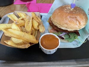 „Beglückung"  at Urban Gorillas - Vegan Revolution in Dusseldorf