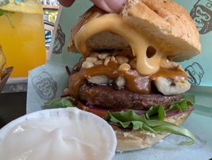 Vegan burger with banana dressing at Urban Gorillas - Vegan Revolution in Dusseldorf
