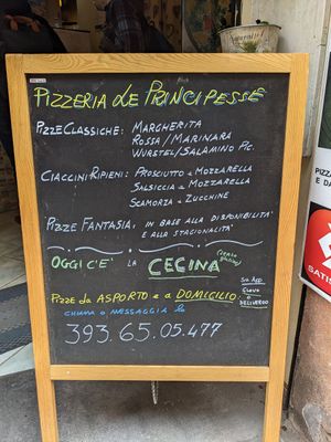 Cecina and Pizza Rossa are vegan, focaccia is available too at Le Principesse Di Sirio Campolungo in Siena