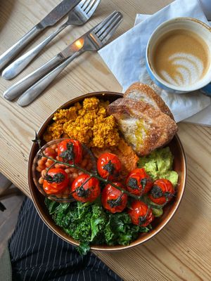 Vegan Breakfast Bowl at Flat White Kitchen in Durham