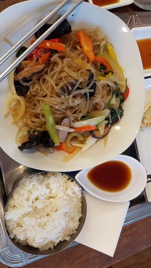Ordered a veganized Dosirak (kinda like a thali) but they lacked vegan sides so I got vegan japchae & rice instead at Hansik in Munich