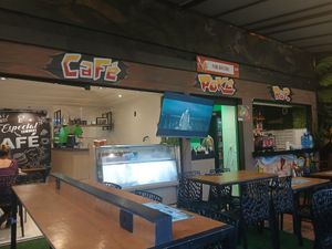  at Poke Bowl Cafe in Buzios