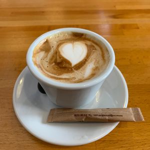 Café con leche de soja (1,90€) at Gea The Healthy Bakery in Barcelona