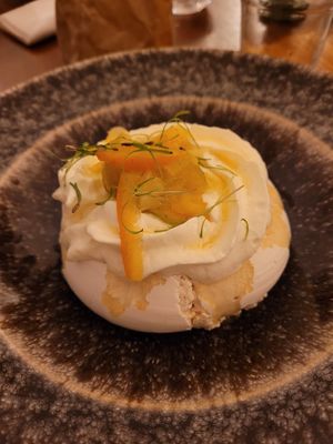 Pavlova at La Belle Verte in Toulouse