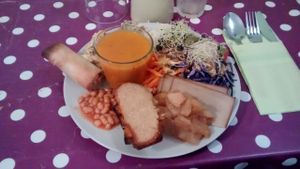 Vegan brunch on sunday at La Belle Verte in Toulouse