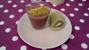 Chestnut-hazelnut cream with a kiwi at La Belle Verte in Toulouse