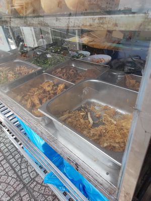 Ingredients to choose from for the banh mi at Banh MI Vegan - Stall in Ho Chi Minh City
