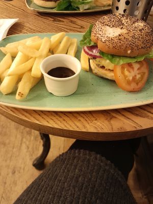 Nice and tasty beyond beef burger #Veganuary at Windmill Inn in York