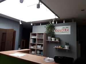 Order at the counter at Karrotka in Torun