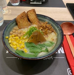 Ramen vegano  at Hot Ramen in Ravenna
