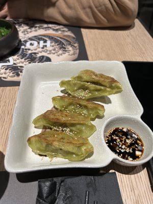 Ravioli vegan alla piastra   at Hot Ramen in Ravenna