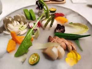 Veggies with cold ice design at King's Joy 京兆尹 in Beijing