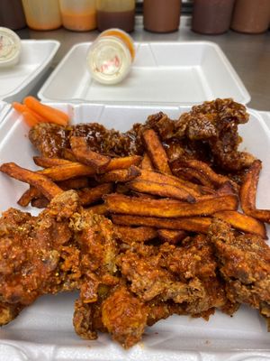Spicy Lemon Pepper/BBQ at MushWings in Oklahoma City