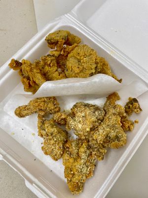 Lemon Pepper/Garlic Parmesan (vegetarian) at MushWings in Oklahoma City