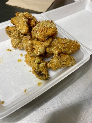 Garlic Parmesan (vegaterian) at MushWings in Oklahoma City