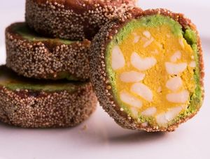 Anjeer Cassata at Jagdish Farshan in Irving