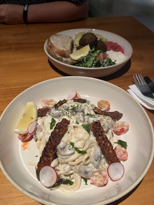 Spaghetti Coconara and the Falafel Bowl   at Tribal in Canggu