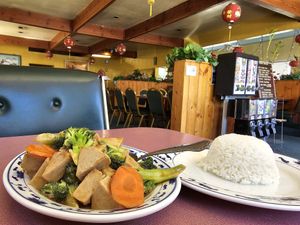 Broccoli and vegan chicken with rice at Royal Dragon in Georgetown