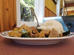 Vegetables in hoisin sauce at Royal Dragon in Georgetown