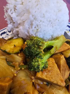 Curry vegetables with vegan chicken at Royal Dragon in Georgetown