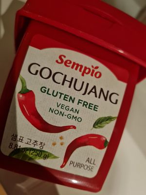 Gochujang vegana e senza glutine at Asia Markt 2 Chhay Tri Long in Cologne