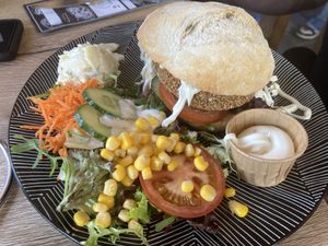 Crunchy burger complete (fries not in photo)  at De Elburger in Elburg