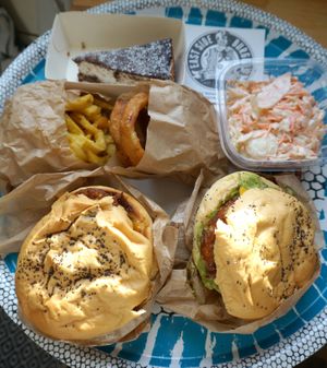 Burgers + Sides for Delivery at East Side Burgers in Paris