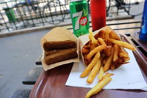  at East Side Burgers in Paris