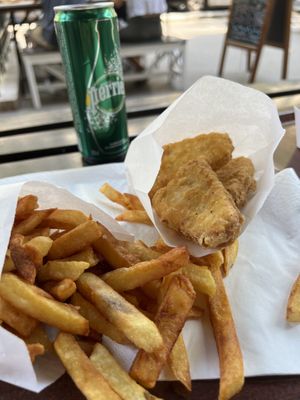 Fish & chips   at East Side Burgers in Paris