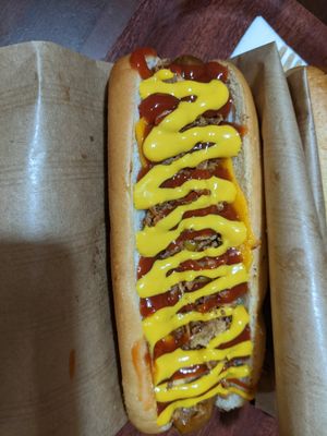  at East Side Burgers in Paris