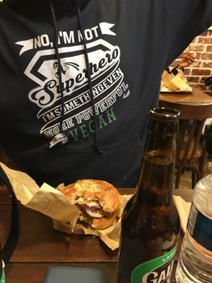 Mexican burger veganized  at East Side Burgers in Paris