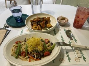 Pasta and Fried Mushrooms  at Plantude - I'Park Mall Yongsan in Seoul