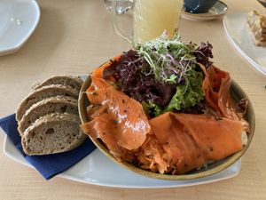 Salat mit Karottenlachs  at Zum Segelflieger in Ohlstadt