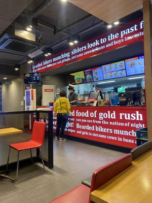Cashier  at Lotteria  in Busan