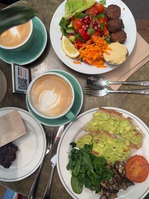 Bowl of Goddness & Avo Toast  at Organic Deli Cafe in Oxford