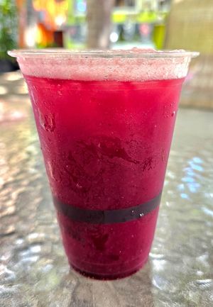 Berry lemonade at Ahonui in Kahului