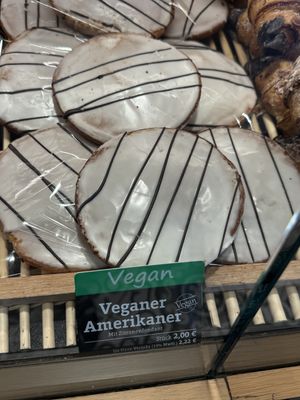 vegan 'amerikaner'  at Bäckerei Riegler - Heidelberg Hbf in Heidelberg