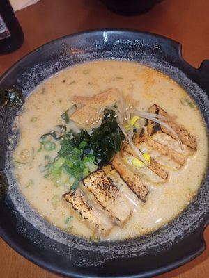 Kotteri Goma Veggie at Kamagami Ramen in Setubal