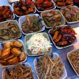 Help yourself to whatever small dishes you fancy before you order. About NT$40 each.  at Gung De Lin - 功德林上海素食點心  in Luzhu