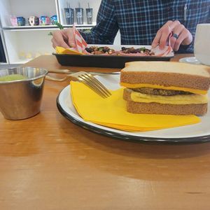 Vegan Breakfast Sandwich with Avocado at Craft & Common in Orlando