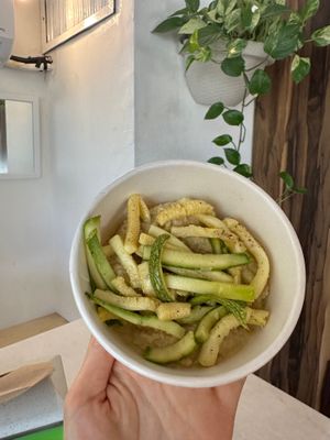 Hummus con calabaza rostizada, servido con pan italiano  at Santa Semilla in Torreon