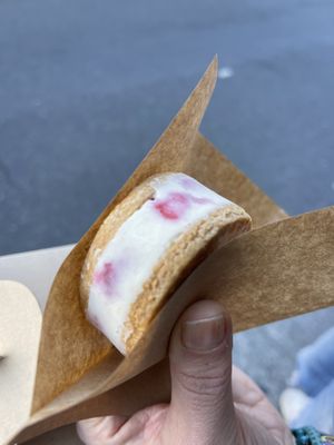 Strawberry Ice  at Musubi Sweets Factory  in Kyoto