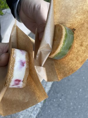 Sandwich icecream  at Musubi Sweets Factory  in Kyoto