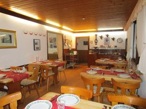 Speiseraum at Wohn- und Ferienheim Heideruh in Buchholz In Der Nordheide