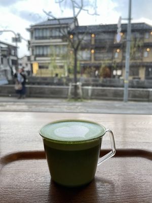   at Drip & Drop Coffee Supply in Toyooka