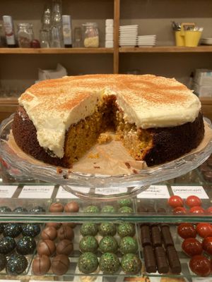 carrot cake ( no vegan ) at Zoet & Hartig in Amsterdam