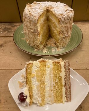 sinaasappel/pudding/slagroom ( no vegan ) at Zoet & Hartig in Amsterdam