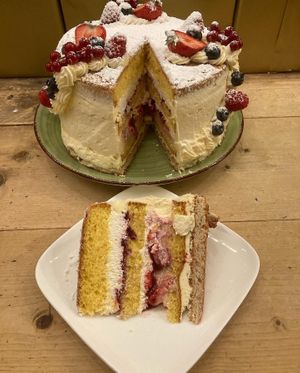 macaron framboos ( no vegan ) at Zoet & Hartig in Amsterdam